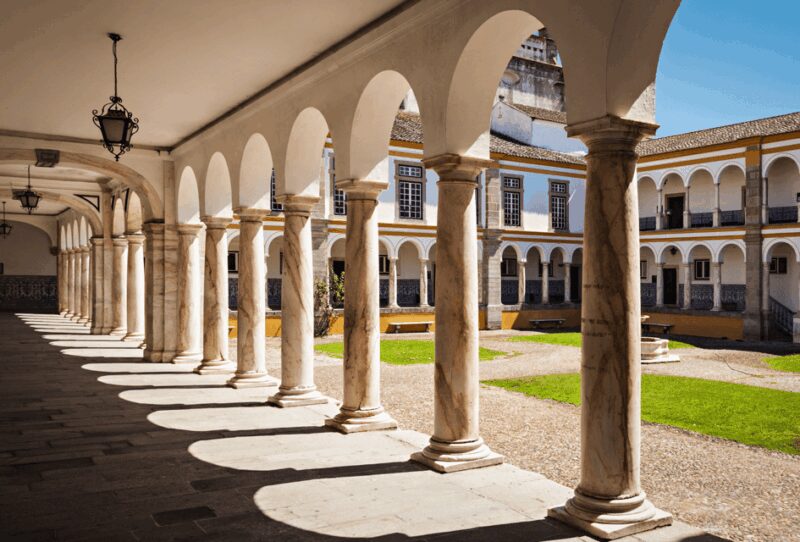 From Lisbon: Évora + Chapel of Bones + Monsaraz + Alentejo Wines - Who Will Enjoy This Tour Most