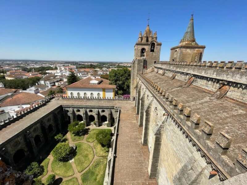 From Lisbon: Évora, Chapel of Bones, & Roman Temple Tour - The Chapel of Bones: A Unique and Contemplative Site