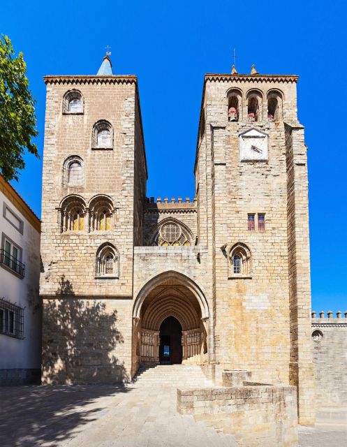 From Lisbon: Évora City Private Tour - The Perfect Day Trip from Lisbon to Évora for History and Culture Enthusiasts