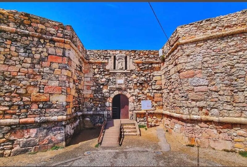 From Lisbon: Guided tour of Fátima, Nazaré and Óbidos - Exploring the Medieval Charm of Óbidos