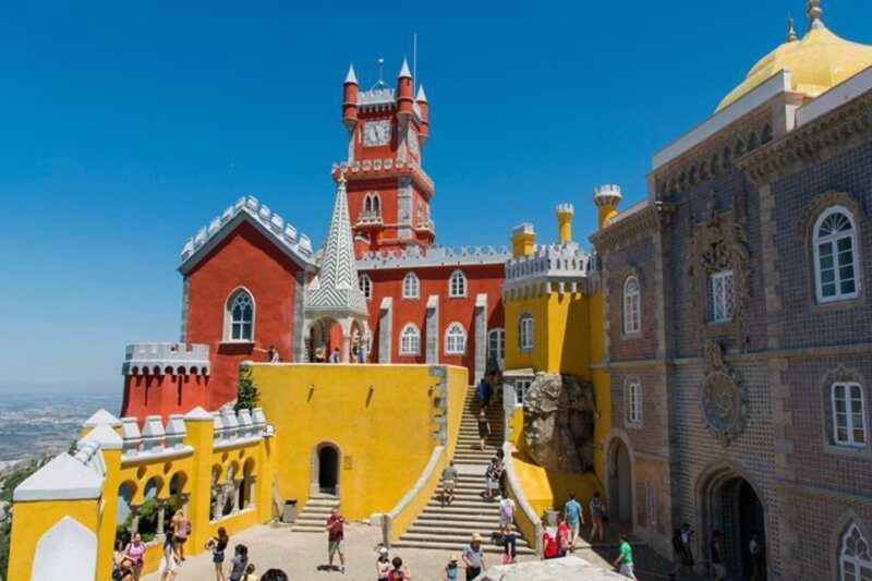 From Lisbon: Half-Day Private Sintra Cascais Tour - Discover Sintra’s Fairytale Palaces and Gardens