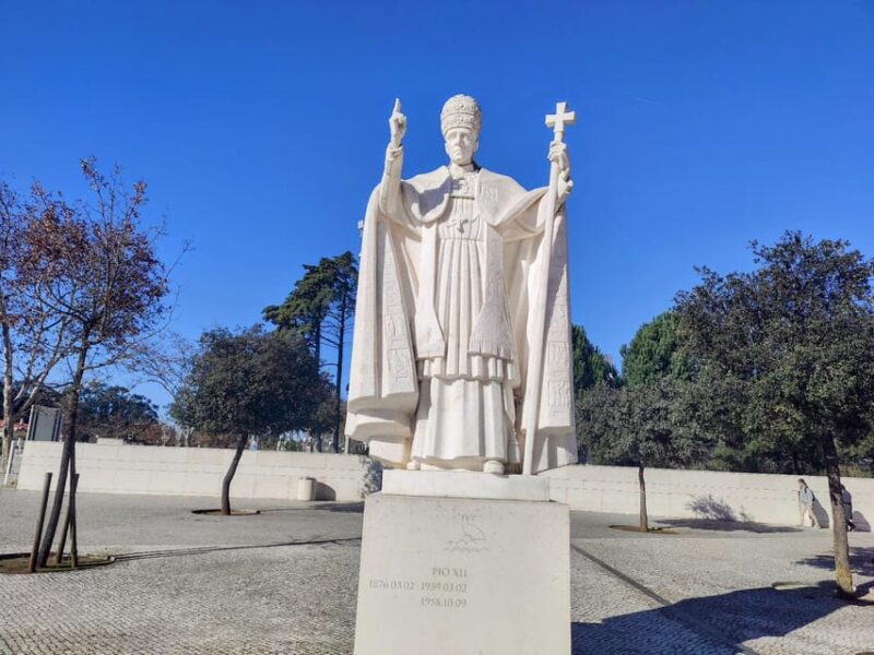 From Lisbon: Nazaré, Fátima, and Batalha Day Trip - Practical Tips for Participants