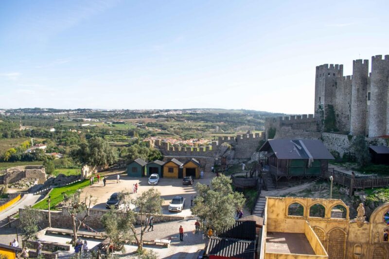 From Lisbon: Óbidos and Peniche Day Tour with Local Guide - Concluding the Day with Fresh Seafood and Ocean Views