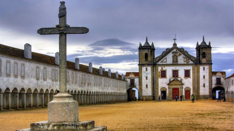 From Lisbon or Sesimbra: 4x4 Tour to Cape Espichel - Pass by the Charming Village of Meco