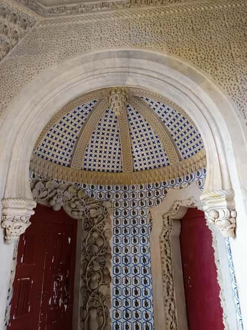 From Lisbon: Pena, Regaleira, Peninha, Adraga & Coastline - Authentic Portuguese Lunch in a Local Restaurant