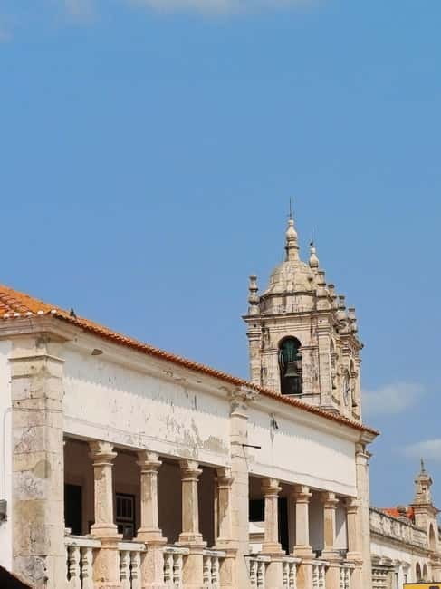 From Lisbon: Porto Transfer with Óbidos & Nazaré Tours - Nazaré Beach and the Sítio District: Scenic Coastal Views