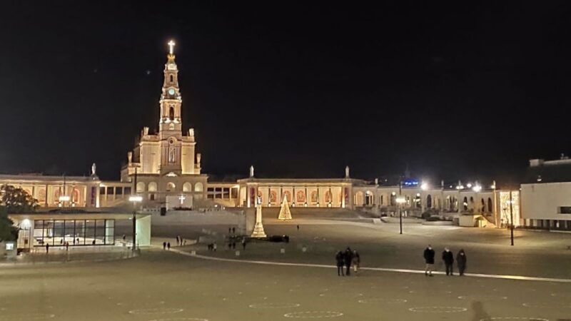 From Lisbon: Private Fatima, Nazare, & Obidos Tour w/ Pickup - Visiting the Chapel of the Apparitions in Fatima