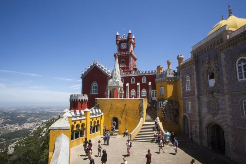 From Lisbon: Sintra and Cascais Full-Day Private Tour - Sintras UNESCO World Heritage Center and Palaces