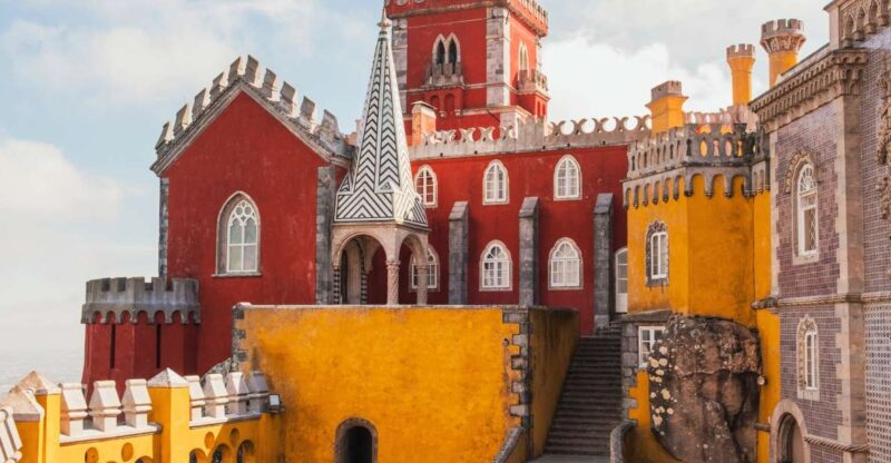 From Lisbon: Sintra and Portuguese Coast Private Day Tour - Lunch and Optional Extra Visits