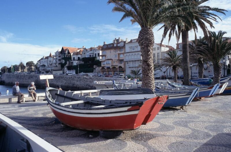 From Lisbon: Sintra, Cabo da Roca and Cascais Day Trip - From Sintra to Guincho Beach and Cascais