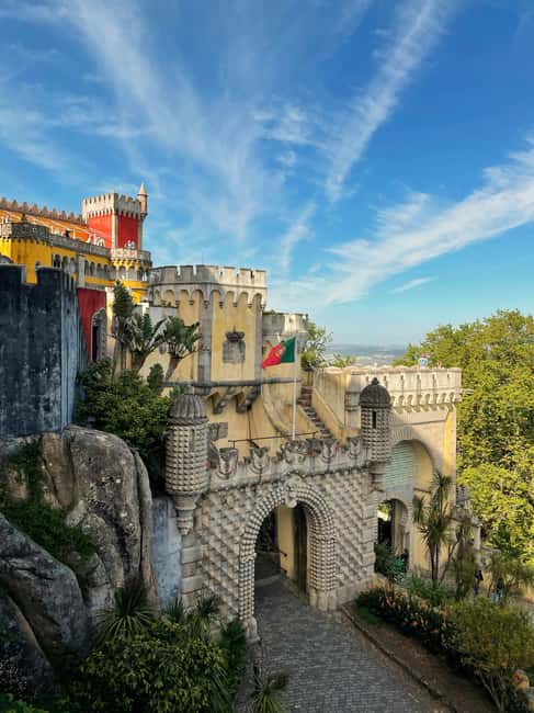 From Lisbon: Sintra Half-Day Tour with Pena Palace Tickets - The Route and Itinerary Highlights