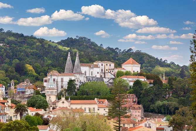 From Lisbon: Sintra Highlights and Pena Palace Full-Day Tour - Practical Tips for the Tour