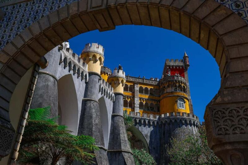 From Lisbon: Sintra, Pena & Regaleira Premium Group Tour - The Value of a Guided Tour in Sintra