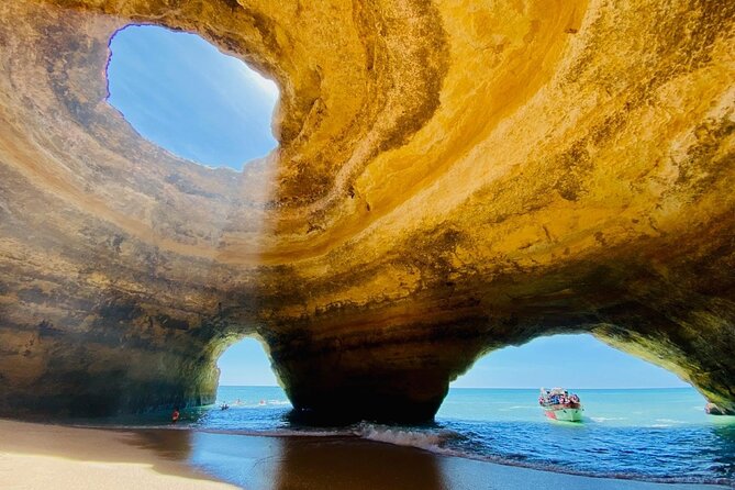 From Lisbon to Algarve : Portimão & Boat trip to Benagil Sea Cave - Boat Tour of the Algar de Benagil and Sea Caves