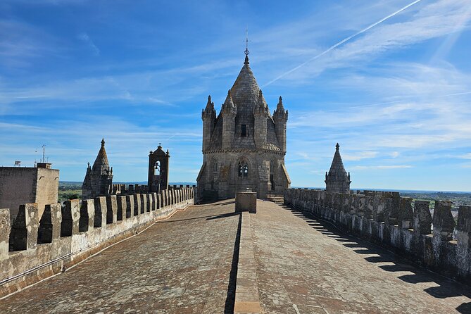 From Lisbon to the discovery of Évora and Arraiolos - The Tour’s Starting Point and Logistics