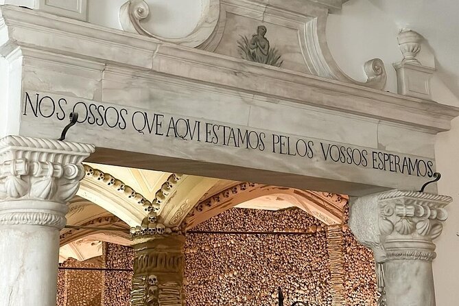 From Lisbon to the discovery of Évora and Arraiolos - Free Time for Lunch and Exploration in Évora