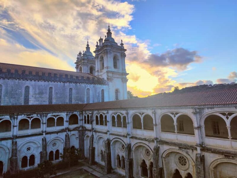 From Lisbon: Tomar, Batalha, Alcobaça, & Óbidos Templar Tour - Marveling at the Batalha Monastery