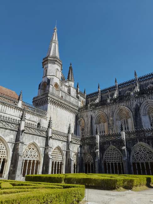 From Lisbon: Tour of Fatima, Nazaré, and Óbidos with an English-speaking tour guide - Why This Tour Stands Out