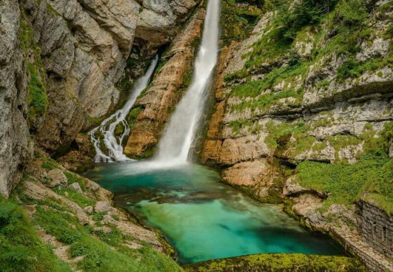 From Ljubljana: Bled & Bohinj Day Trip + Local Picnic Treat - Discovering Lake Bled: Slovenia’s Fairytale Icon
