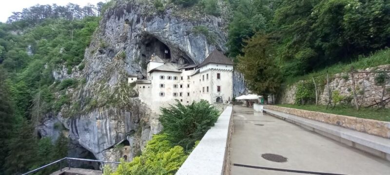 From Ljubljana: Postojna Cave & Predjama Castle Guided Trip - The Tour Itinerary and Timing