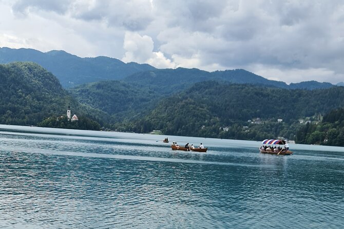From Ljubljana to lake Bled - Slovenia Tourist Taxi - The Journey: Direct Route and Scenic Drive