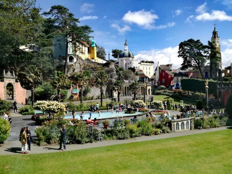 From Llandudno: Portmeirion, Snowdonia and Castles Tour - Key Points