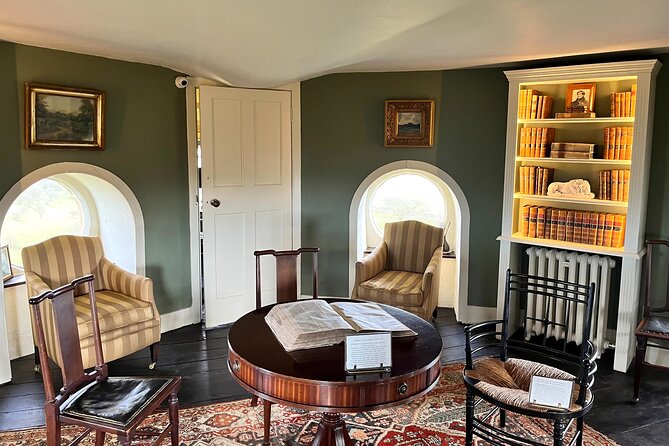 From London: Cotswolds Guided Trip Including Bourton-on-the-Water - What’s Included and What’s Not