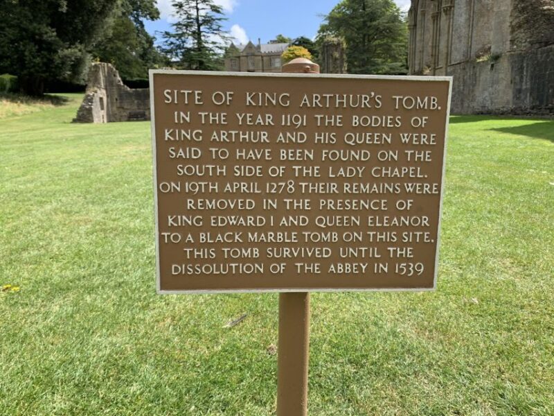 From London: Glastonbury and Cheddar Gorge Guided Day Trip - Exploring Wells: England’s Smallest Cathedral City