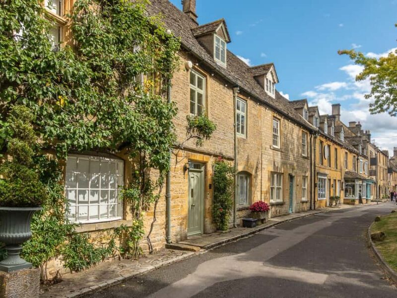 From London: Guided Cotswolds Day Trip by Luxury Coach - Key Points