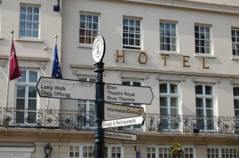 From London: Half-Day Trip to Windsor with Castle Tickets - Highlights of Windsor Castle and Its Grounds