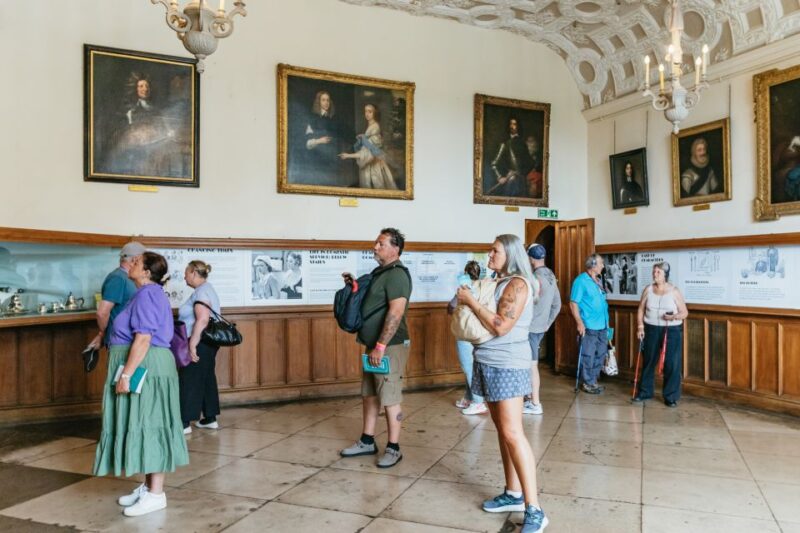 From London: Leeds Castle, Canterbury Cathedral & Dover - Guided Tours Inside Leeds Castle and Canterbury Cathedral