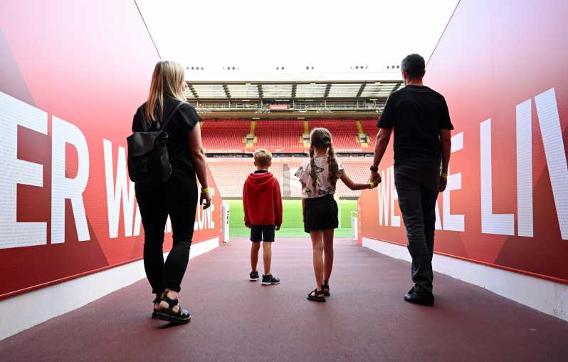 From London: Liverpool FC Stadium & Museum Rail Day Tour - Balancing Strengths and Limitations of This Tour