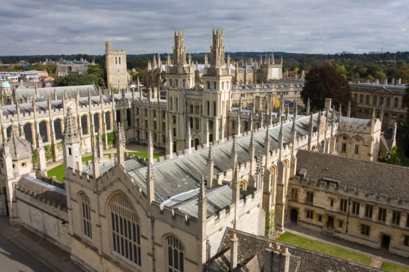 From London: Oxford & Cambridge Day Tour - Logistics: Meeting Points and Group Size