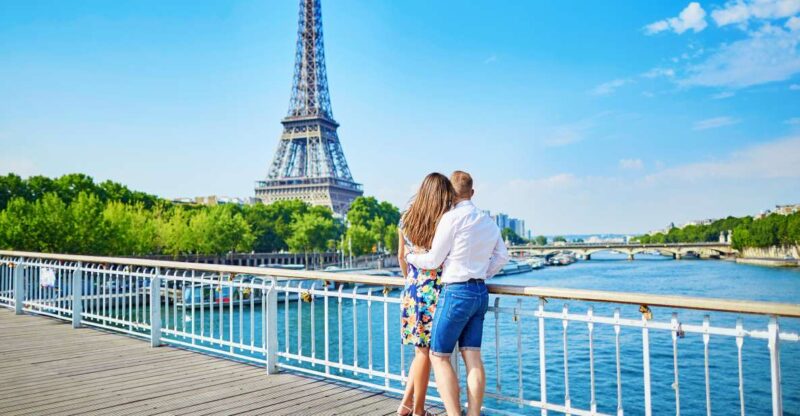 From London: Paris Day Trip with Eiffel Tower & Lunch Cruise - A 2-Hour Seine Lunch Cruise with Three Courses
