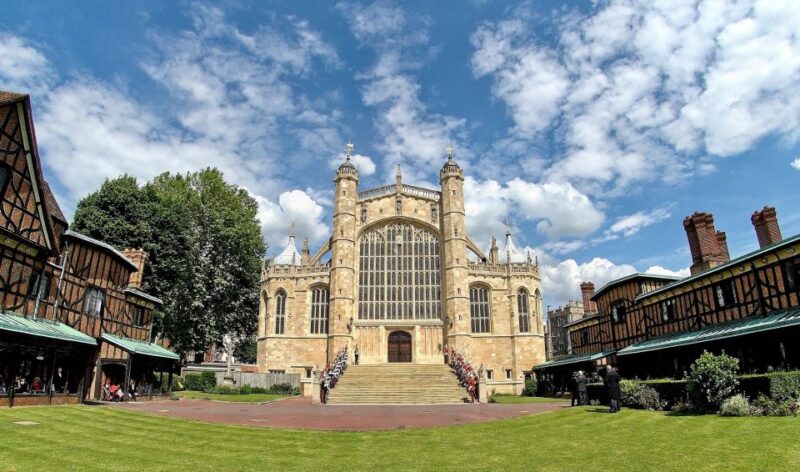 From London: Royal Windsor Afternoon Tour - St. Georges Chapel: Gothic Grandeur and Royal Weddings