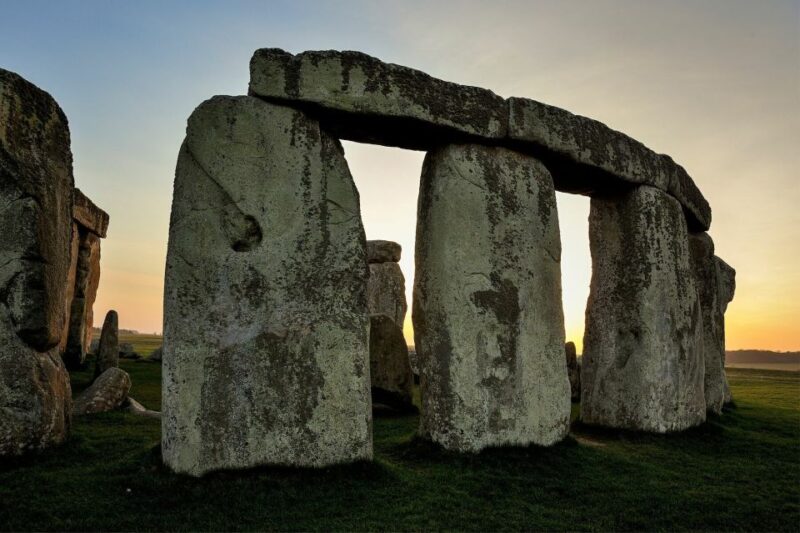 From London: Stonehenge and Bath Full-Day Tour - Practical Details: Transportation, Guides, and Flexibility