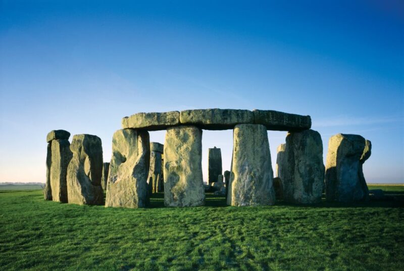 From London: Stonehenge and Bath Full-Day Tour - The Experience Guide: Knowledge and Storytelling