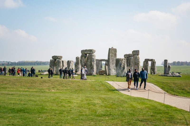 From London: Stonehenge Half-Day Trip with Snack Pack Option - Visiting the Visitor Centre and Learning More