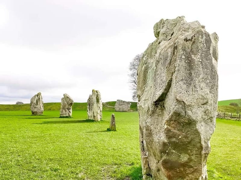 From London: Stonehenge & The Stone Circles of Avebury Tour - The Unique Charm of Avebury’s Medieval Village