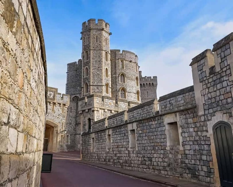 From London: Stonehenge & Windsor Castle Tour with Tickets - Travel Logistics and Comfort