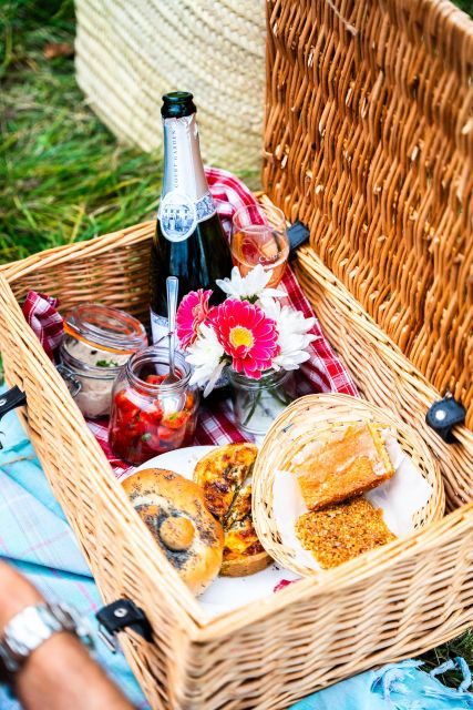 From London: Vintage Bus Wine Tour with Return Train Tickets - Practicalities and Logistics