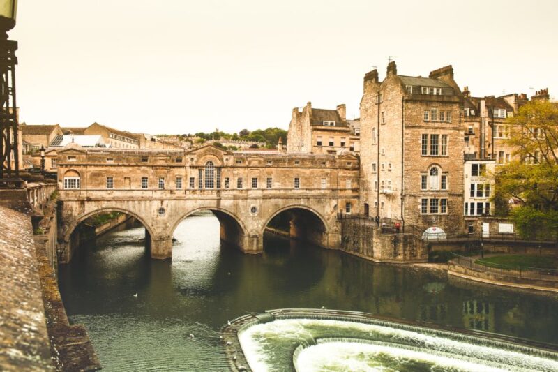 From London: Windsor, Stonehenge, Bath & Oxford 2-Day Tour - Frequently Asked Questions