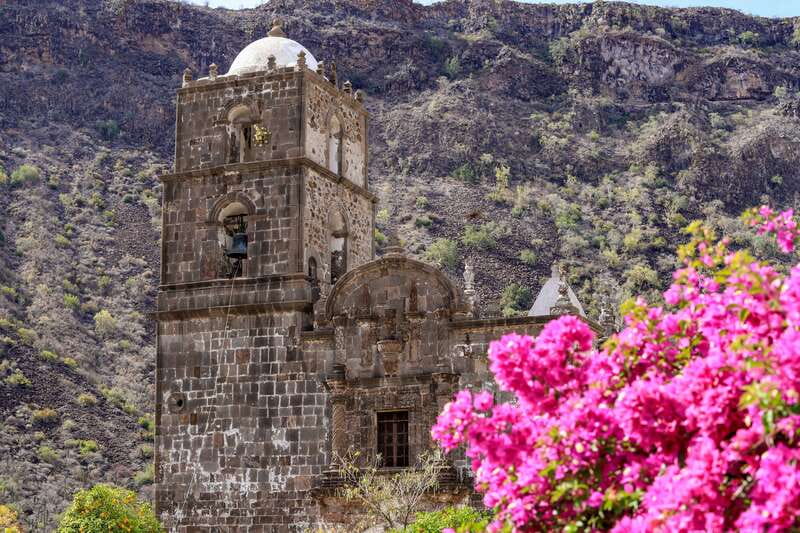 From Loreto: Historical San Javier Mission Tour with Lunch - Scenery and Mountain Views on the Way to the Old Town