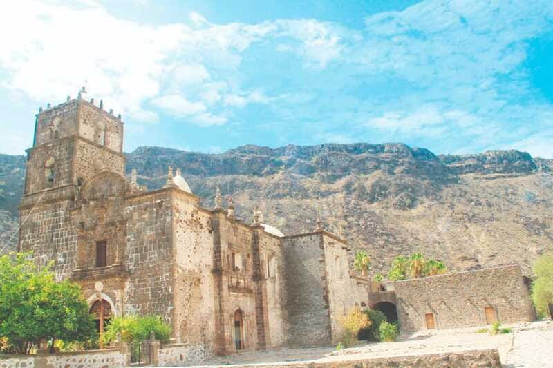 From Loreto: Historical San Javier Mission Tour with Lunch - Walking Through Cobblestone Streets Lined with Fruit Orchards and Olive Gardens