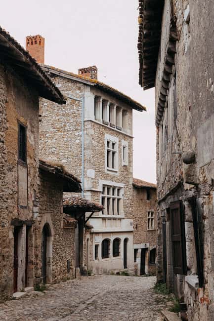 From Lyon : Beaujolais - Pérouges Full Day Shared Trip - The Charm of Pérouges’ Cobblestone Streets