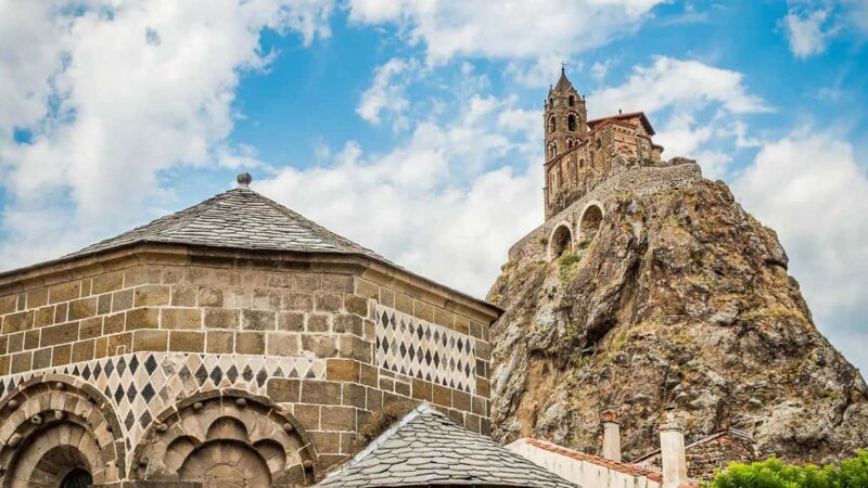 From Lyon: Le Puy-en-Velay Mountains and Fortress Day Trip - Key Points