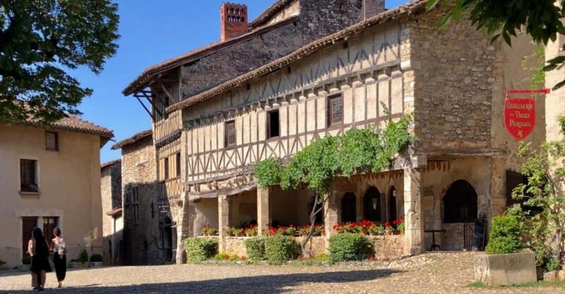 From Lyon: Medieval Town of Pérouges half day tour - Key Points