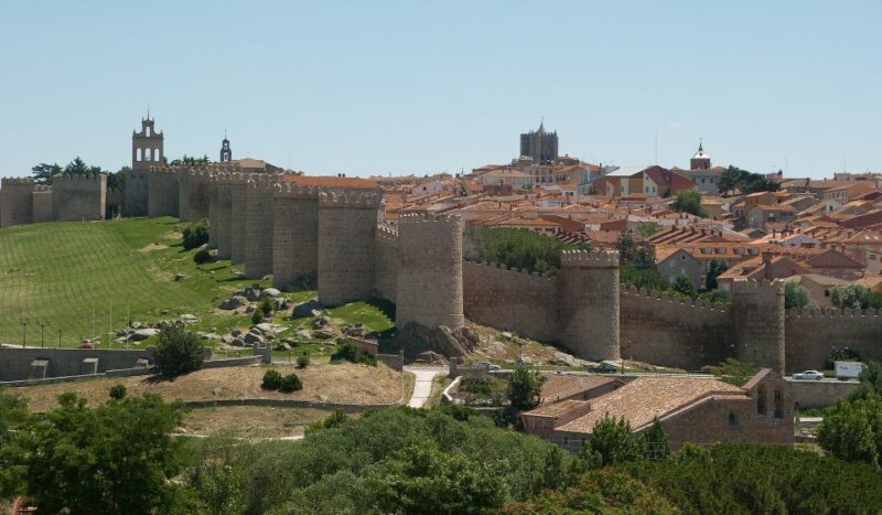 From Madrid: Ávila and Segovia Guided Day Trip - Practical Tips for Tour Participants