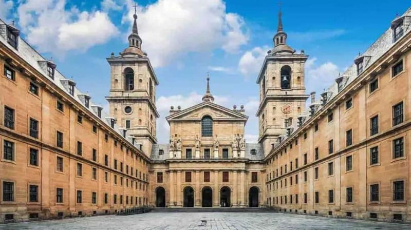 From Madrid: El Escorial, Valle de los Caídos & Segovia Trip - Key Points