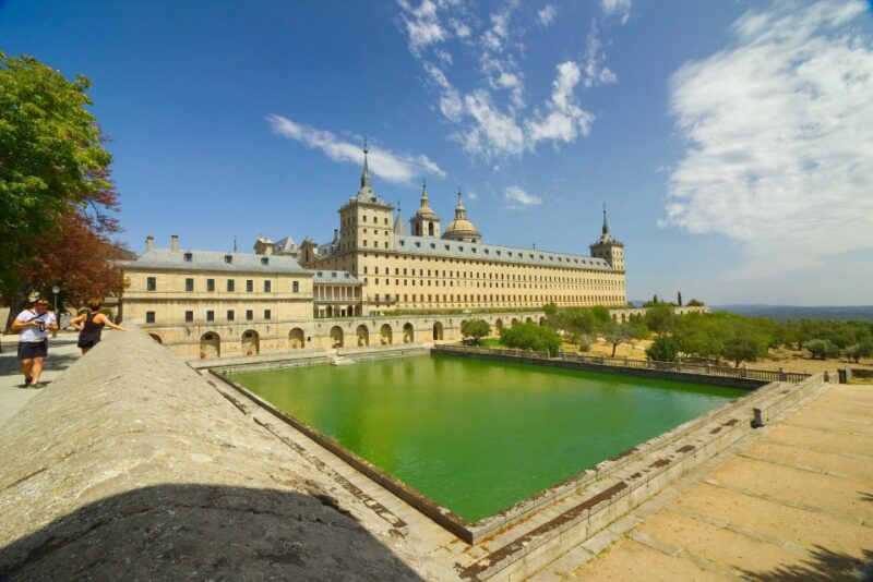 From Madrid: El Escorial, Valley and Segovia Day Trip - Discover Madrid’s Historic Treasures in One Day